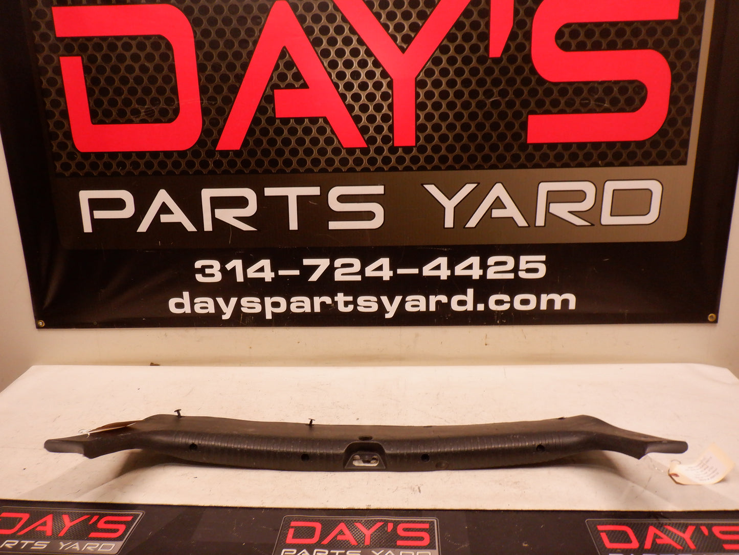 2005 Pontiac GTO Trunk Wall Plastic Cover Trim Panel 92162365 OEM - Day's Parts Yard