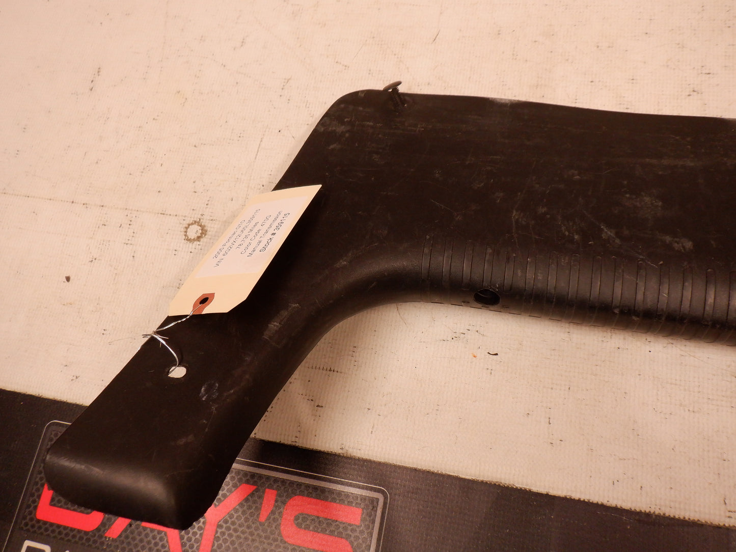 2005 Pontiac GTO Trunk Wall Plastic Cover Trim Panel 92162365 OEM - Day's Parts Yard