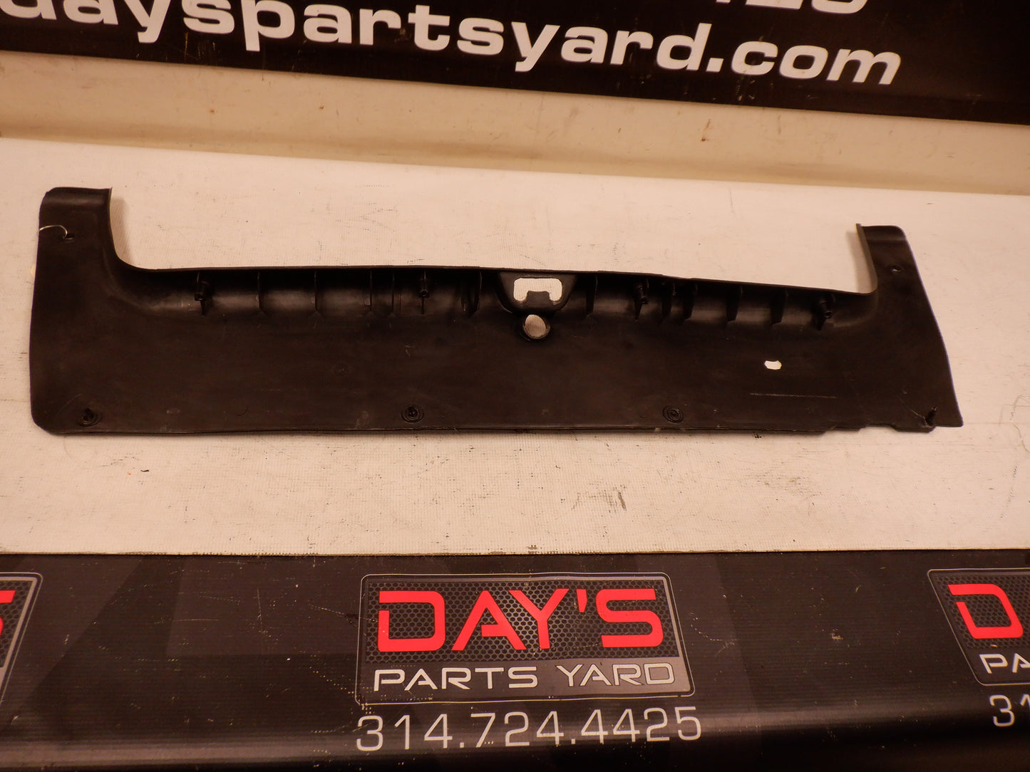 2005 Pontiac GTO Trunk Wall Plastic Cover Trim Panel 92162365 OEM - Day's Parts Yard