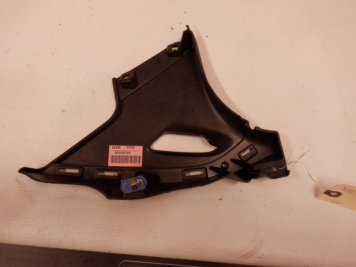 2009 Pontiac G8 Upper Quarter Trim LH OEM - Day's Parts Yard