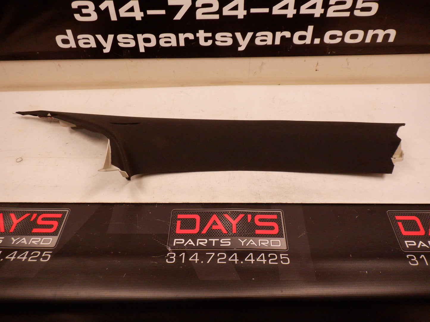 2005 Pontiac GTO Rear C Pillar Trim Seat Belt Cover LH 92089331 OEM - Day's Parts Yard