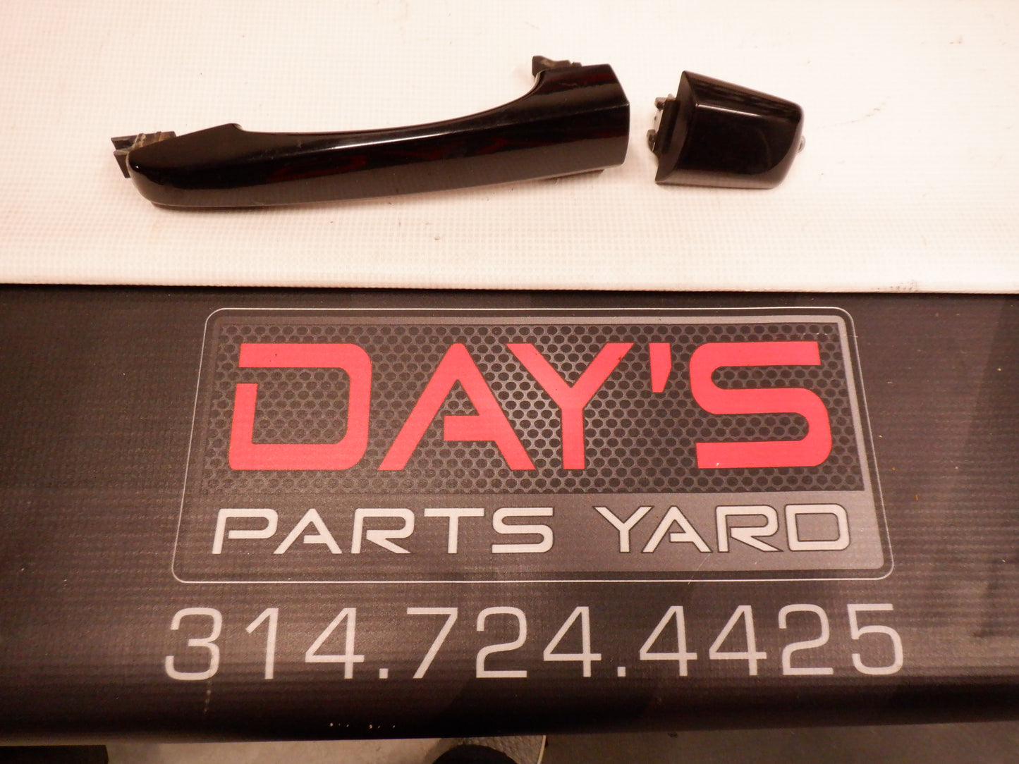 2008-2014 Cadillac CTS-V Exterior Door Handle LH Driver OEM - Day's Parts Yard