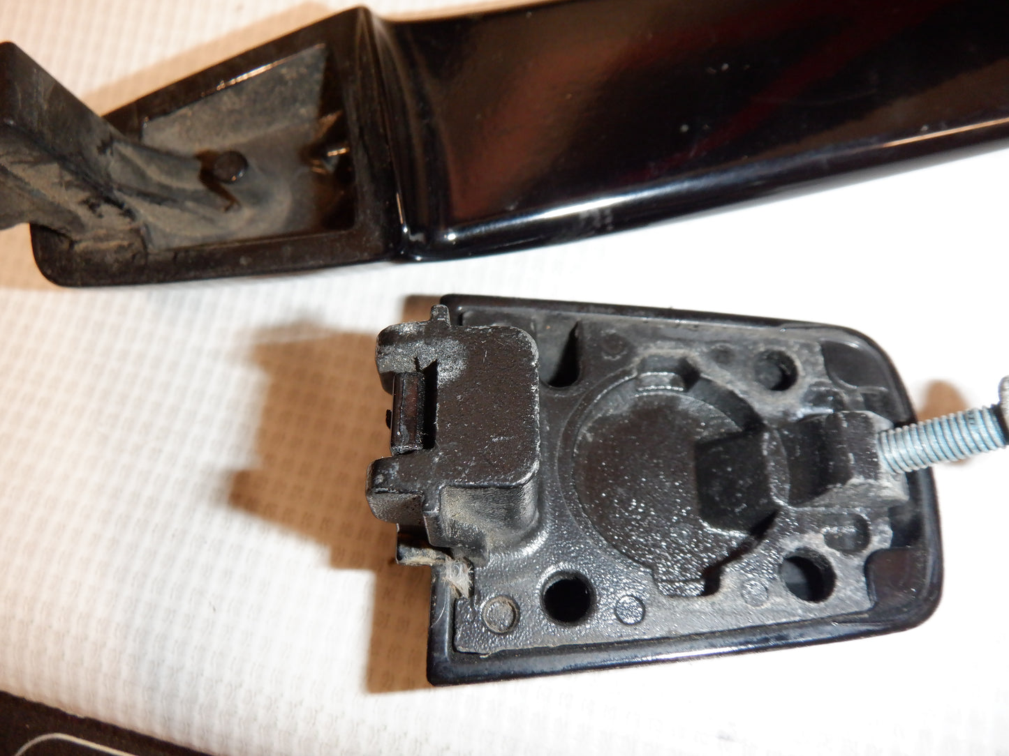 2008-2014 Cadillac CTS-V Exterior Door Handle LH Driver OEM - Day's Parts Yard