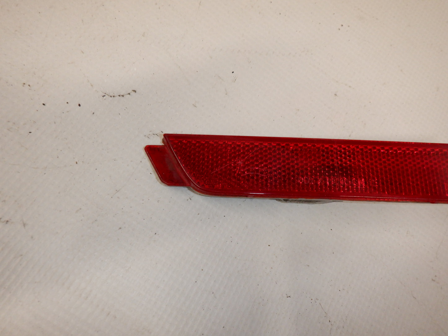 2012-15 Chevy Camaro Rear RH Passenger Rear Bumper Marker Light 92195247 OEM - Day's Parts Yard