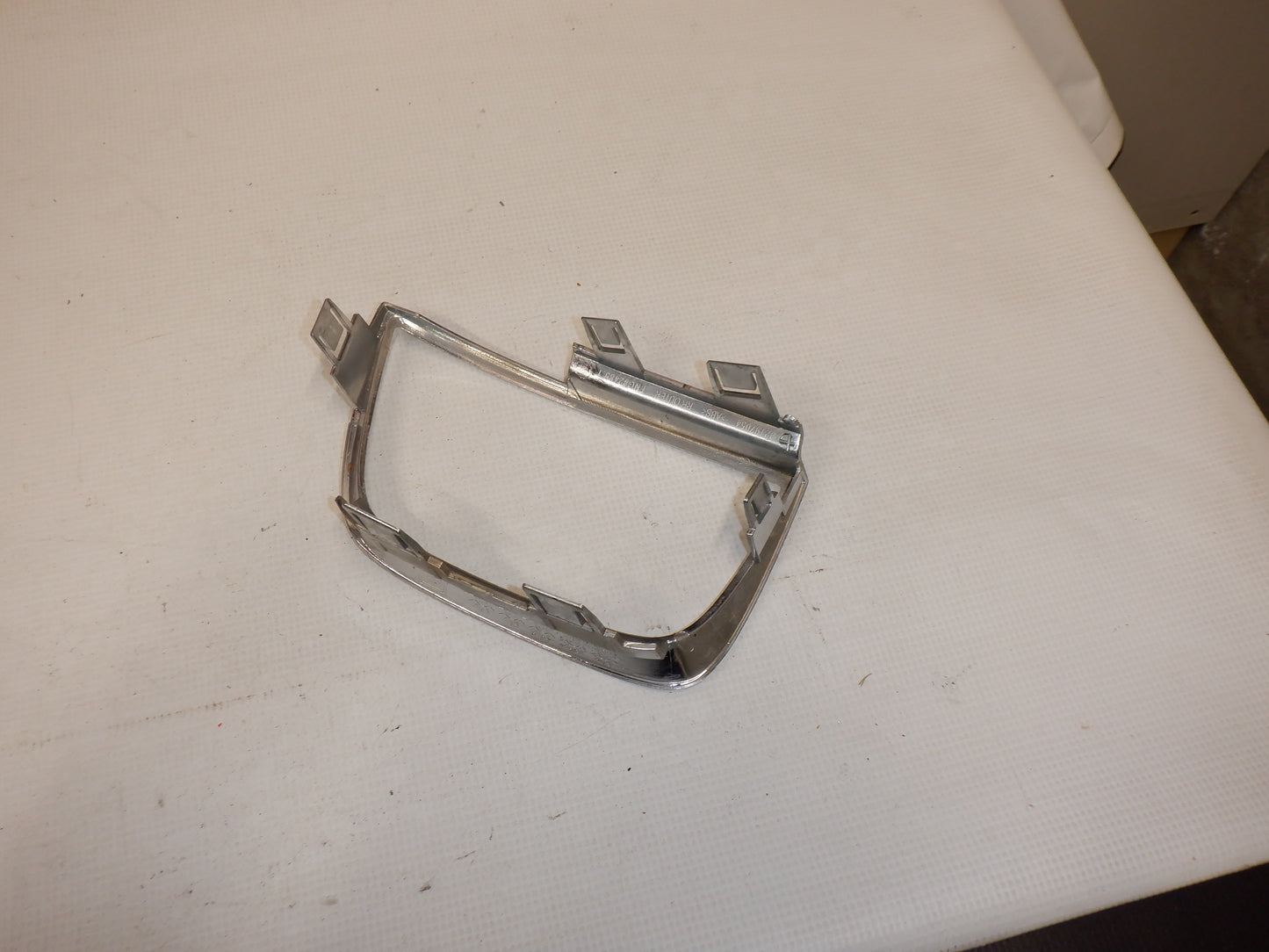 2010-2013 Chevy Camaro RH Outer Tail Light Bezel 92197054 OEM - Day's Parts Yard