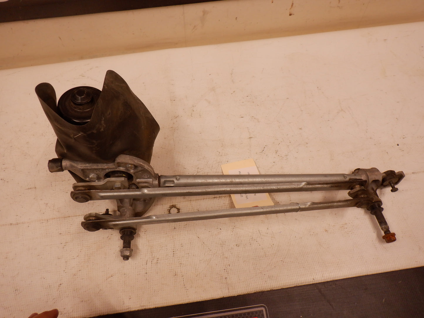 2014 Chevy SS Sedan Windshield Wiper Arm with Motor and Linkage 92273050 OEM - Day's Parts Yard