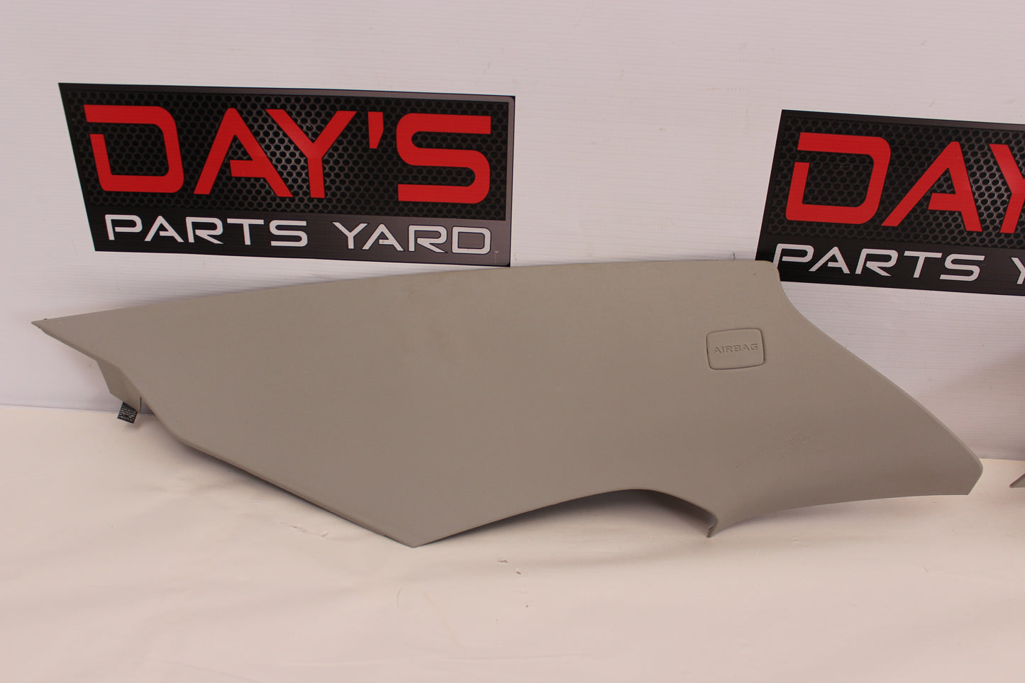 2014 Chevy SS Sedan Rear RH & LH C Pillar Trim 92264933 92204592 OEM - Day's Parts Yard