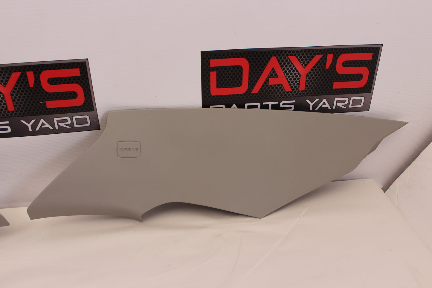 2014 Chevy SS Sedan Rear RH & LH C Pillar Trim 92264933 92204592 OEM - Day's Parts Yard
