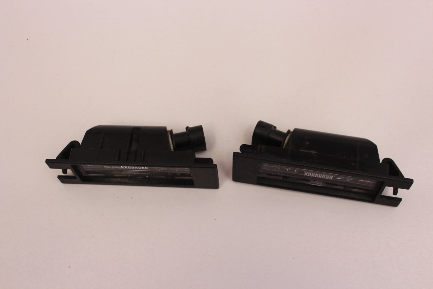 2021 Chevy Camaro 1LE License Plate Tag Lights Set 13251936 OEM - Day's Parts Yard