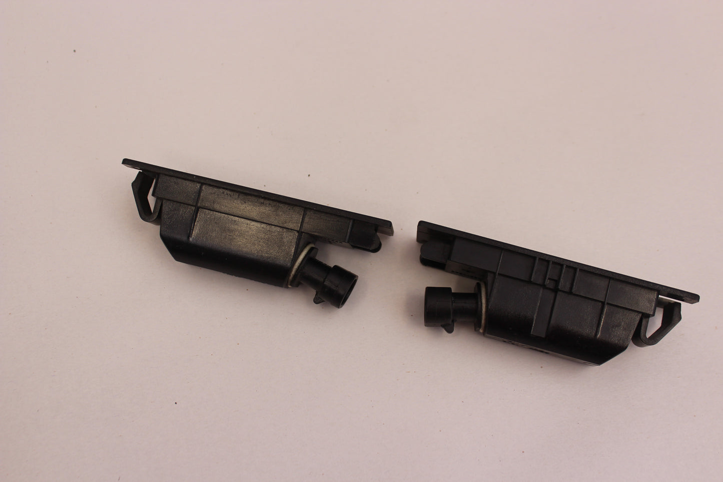 2021 Chevy Camaro 1LE License Plate Tag Lights Set 13251936 OEM - Day's Parts Yard