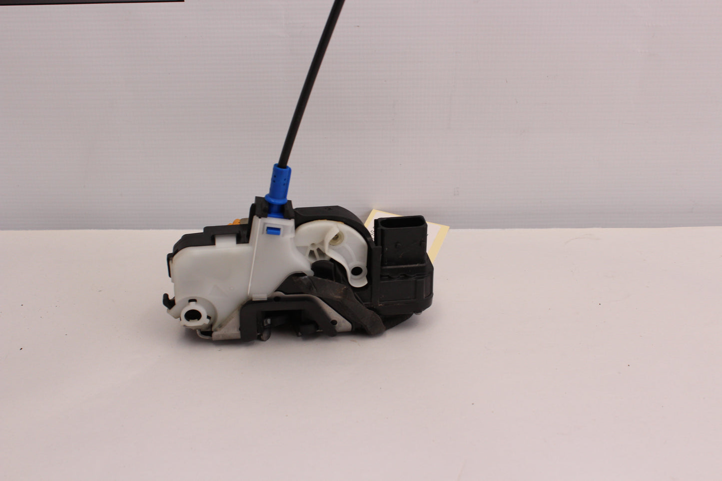 2016 Chevy SS Sedan RH Passenger Front Door Lock Actuator 13579523 OEM - Day's Parts Yard