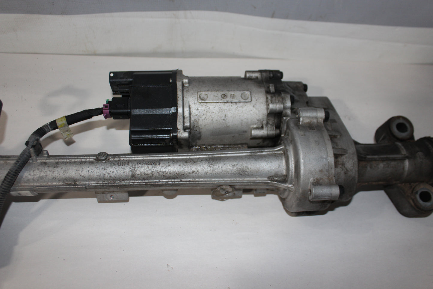 2014 Chevrolet SS Sedan Steering Rack and Pinion 92289255 OEM - Day's Parts Yard