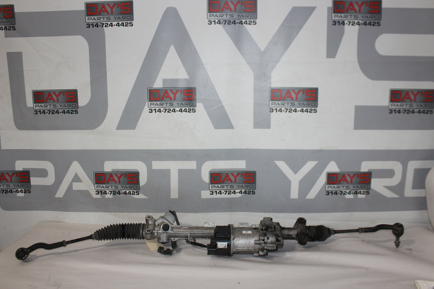 2014 Chevrolet SS Sedan Steering Rack and Pinion 92289255 OEM - Day's Parts Yard