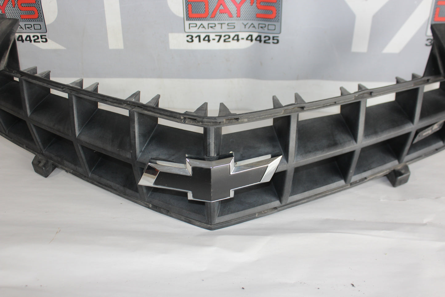 2010 Chevy Camaro SS Front Bumper Grille-Upper OEM - Day's Parts Yard