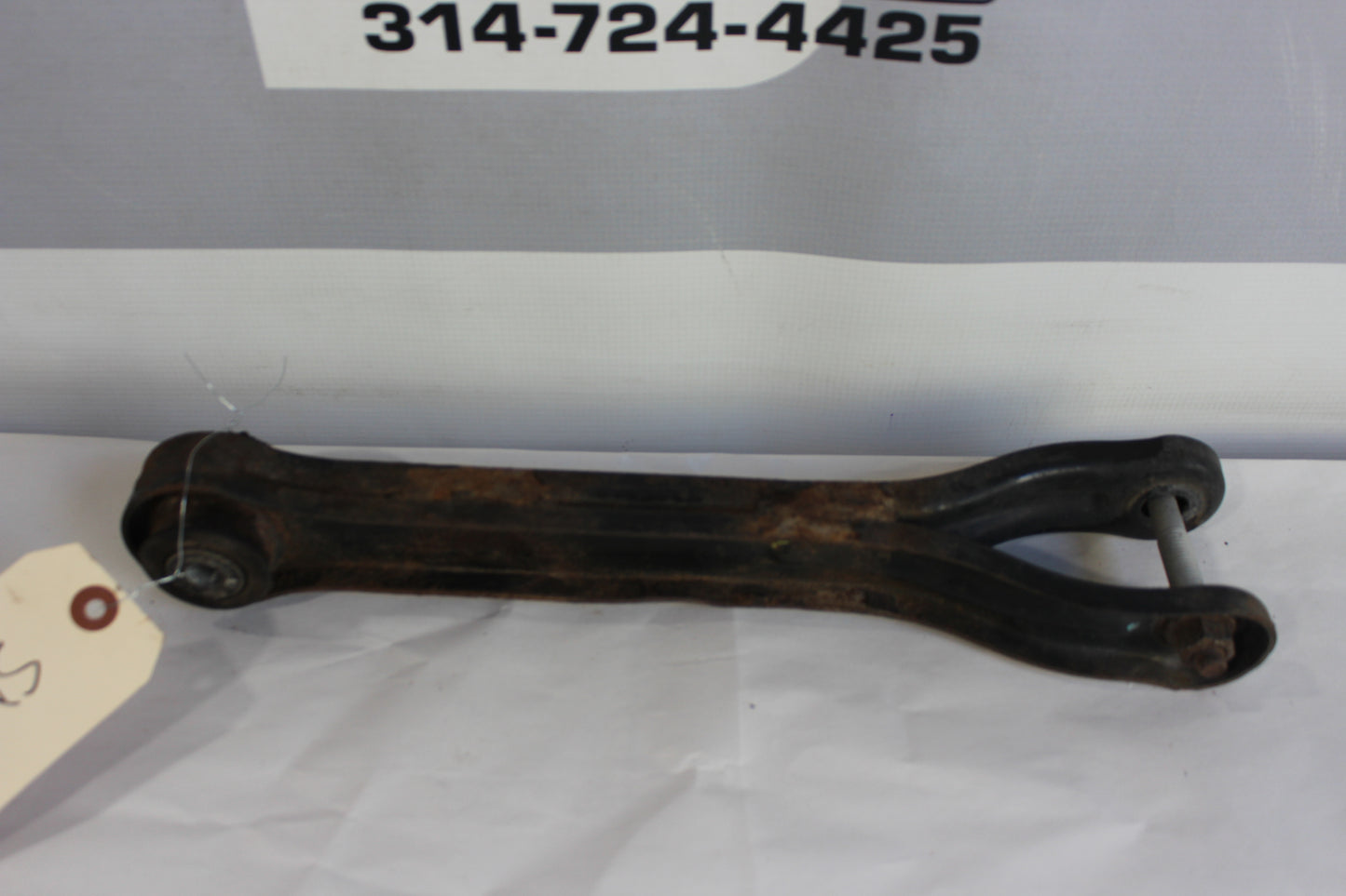2009 Pontiac G8 GT Rear RH Passenger Suspension Trailing Control Arm 92159169 OEM - Day's Parts Yard