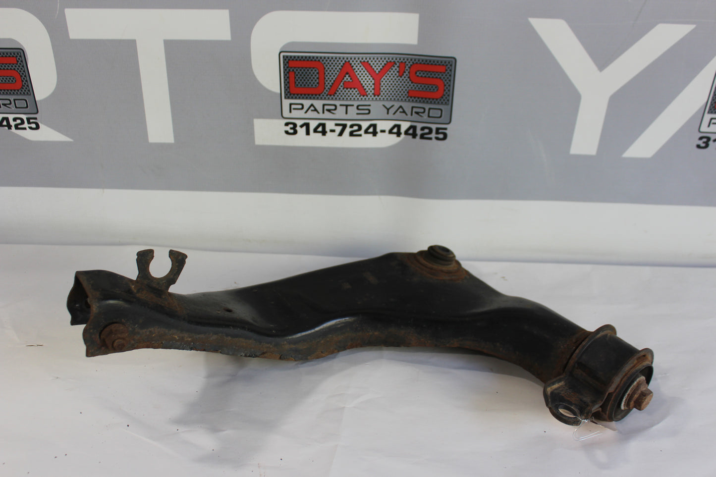 2009 Pontiac G8 GT Rear LH Driver Upper Control Arm 92196523 OEM - Day's Parts Yard