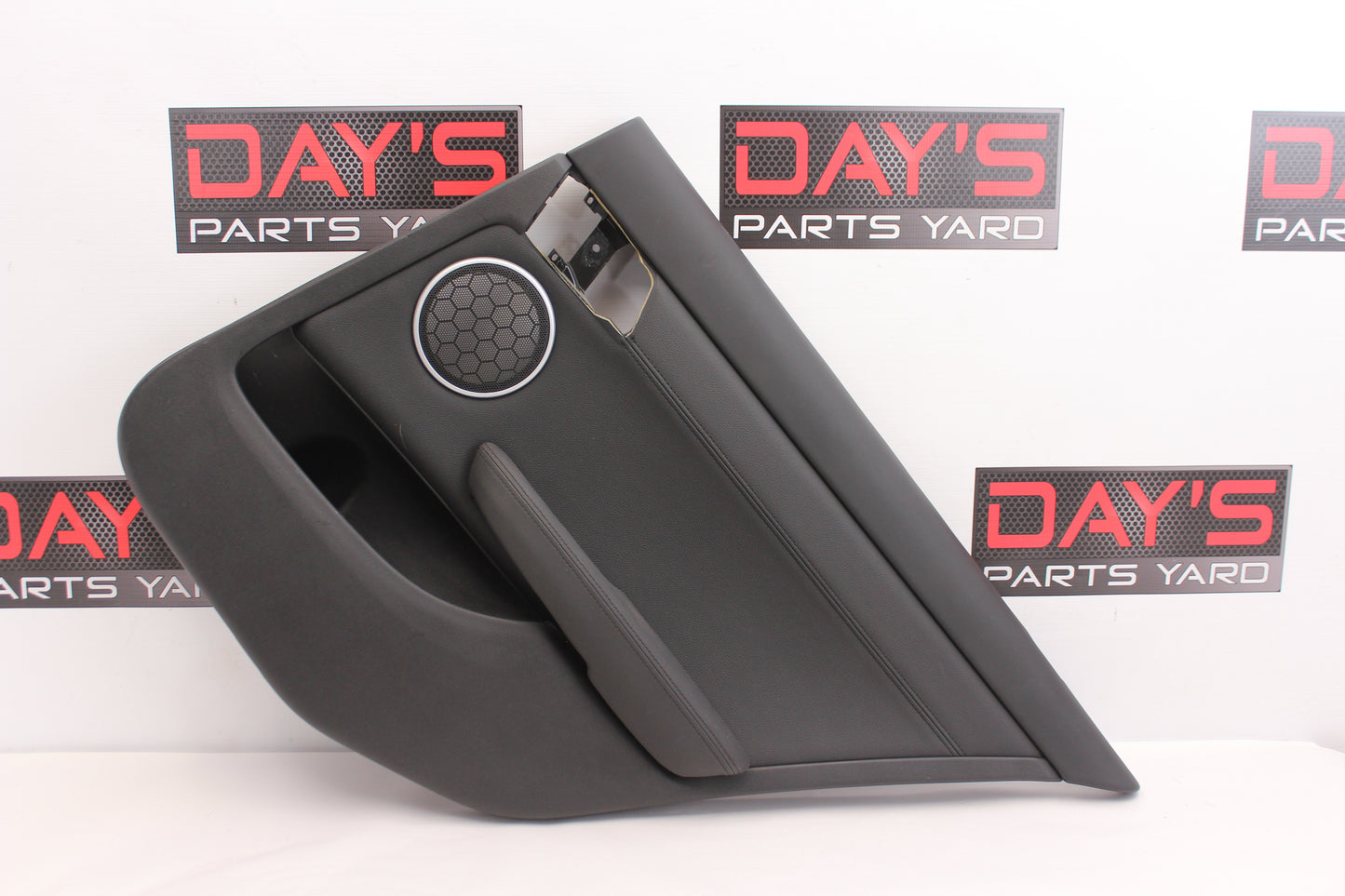 2009 Pontiac G8 GT Rear RH Passenger Door Panel 92227032 OEM - Day's Parts Yard