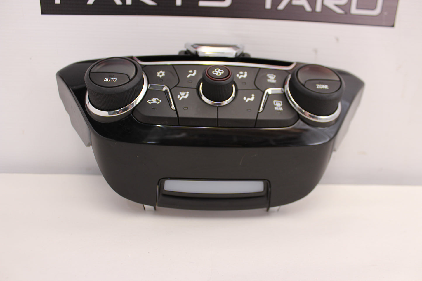 2014 Chevy SS Sedan HVAC Controls Heat A/C Control Unit OEM - Day's Parts Yard