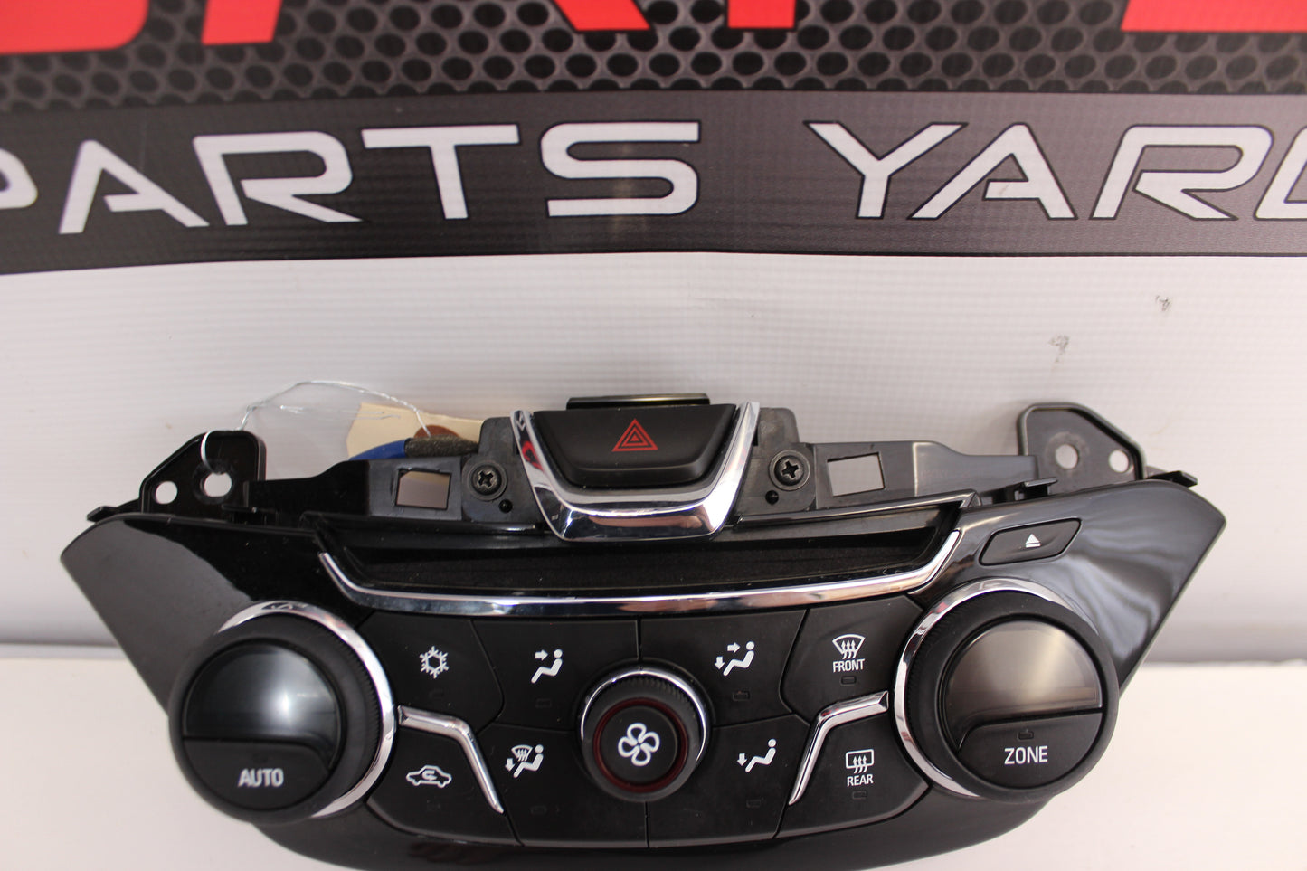 2014 Chevy SS Sedan HVAC Controls Heat A/C Control Unit OEM - Day's Parts Yard