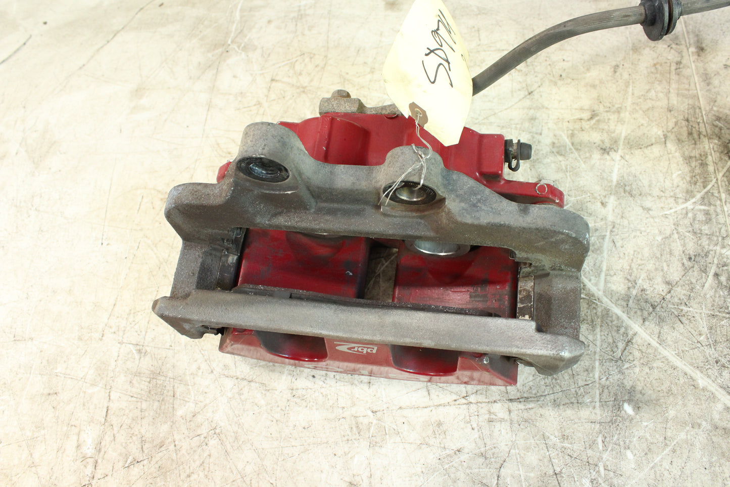 2006 Pontiac GTO Front PBR Brake Calipers OEM - Day's Parts Yard