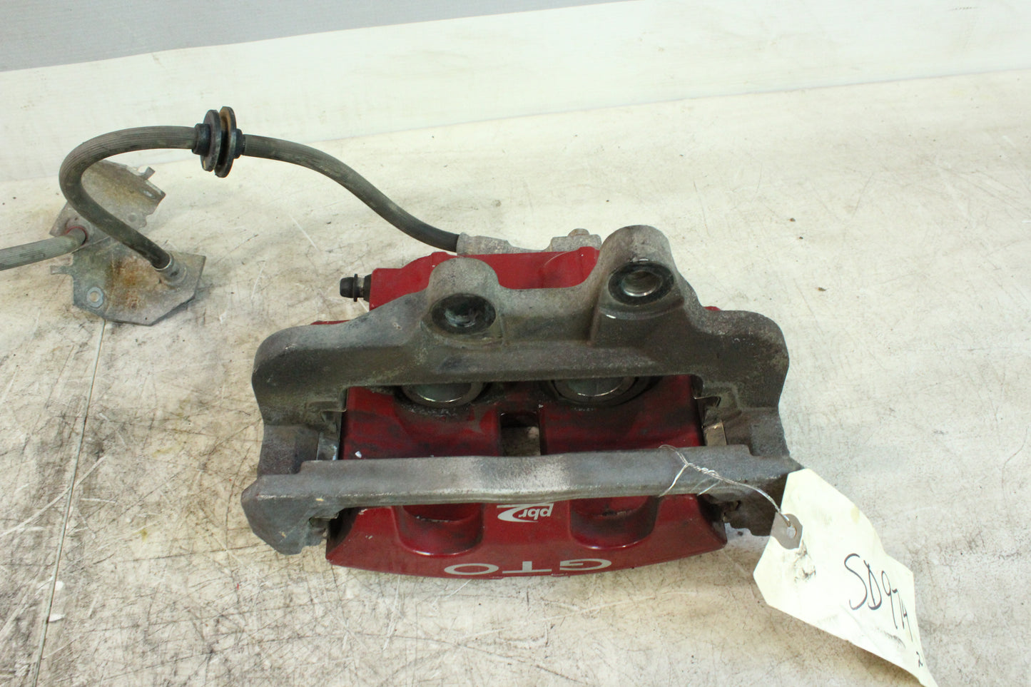 2006 Pontiac GTO Front PBR Brake Calipers OEM - Day's Parts Yard