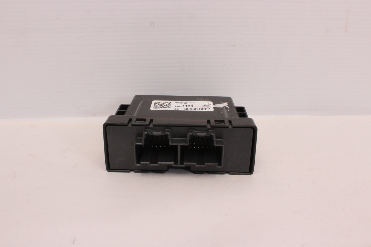 2018 Chevy Camaro ZL1 1LE Park Assist 13521136 OEM - Day's Parts Yard