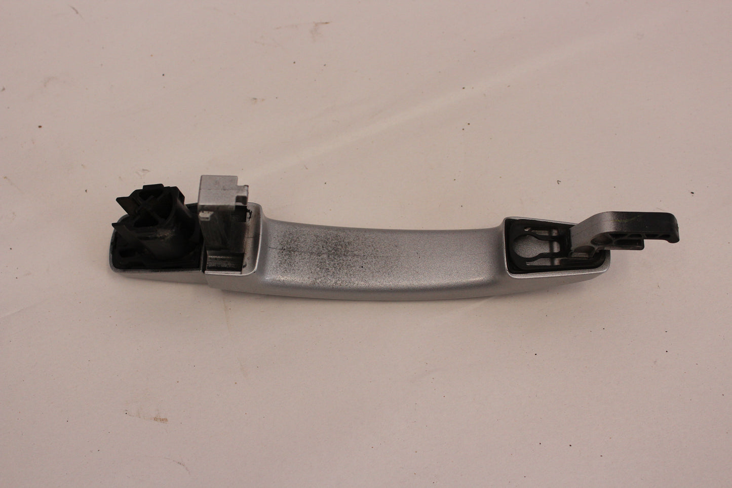 2010 Chevy Camaro SS RH Passenger Exterior Door Handle OEM - Day's Parts Yard