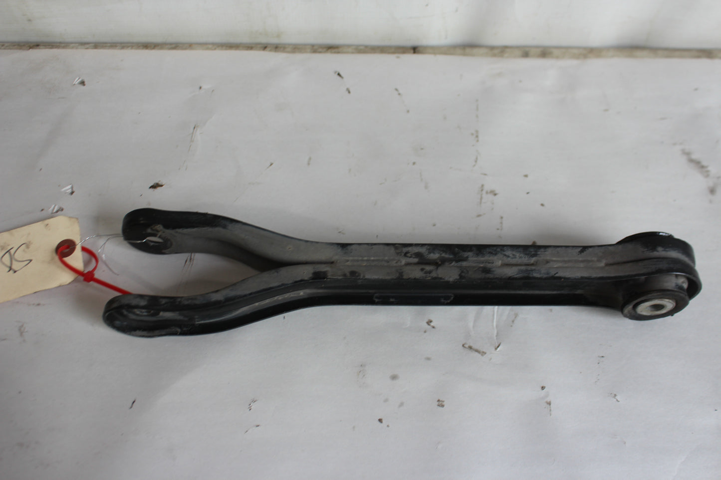 2016 Chevy SS Sedan RH Passenger Rear Suspension Trailing Drag Link Control Arm OEM - Day's Parts Yard