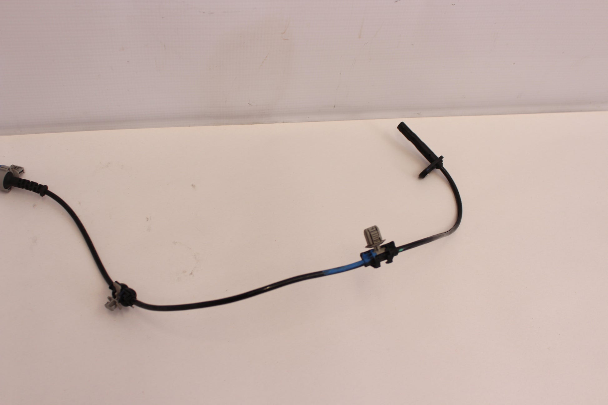 2018 Chevy Camaro ZL1 1LE Rear LH & RH ABS Speed Sensor 84256809 OEM - Day's Parts Yard