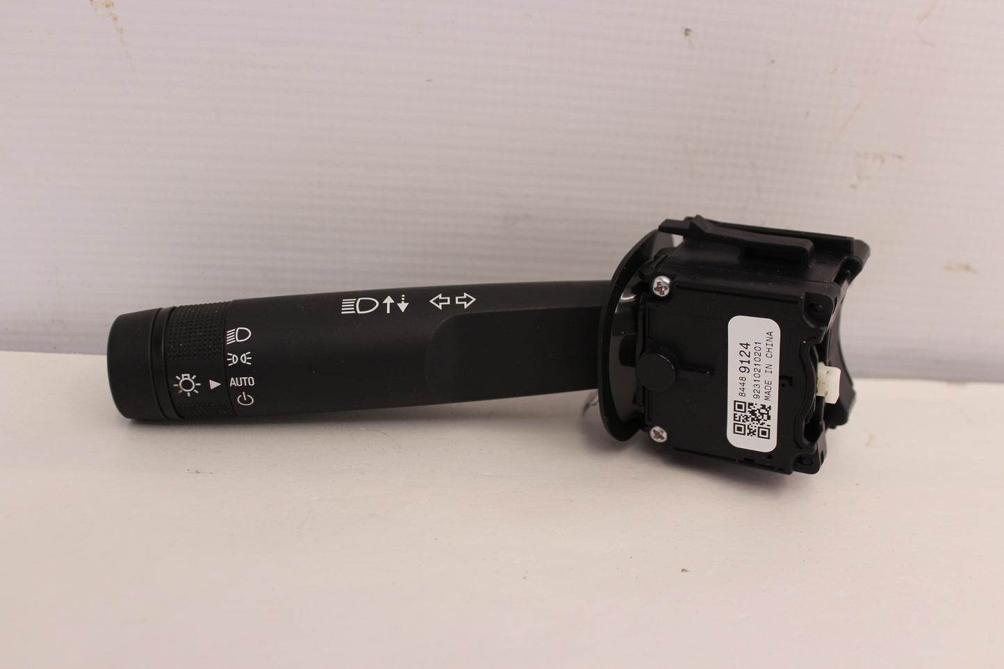 2020 Chevy Camaro SS 1LE Turn Signal and Light Control Switch Arm 84489124 OEM - Day's Parts Yard