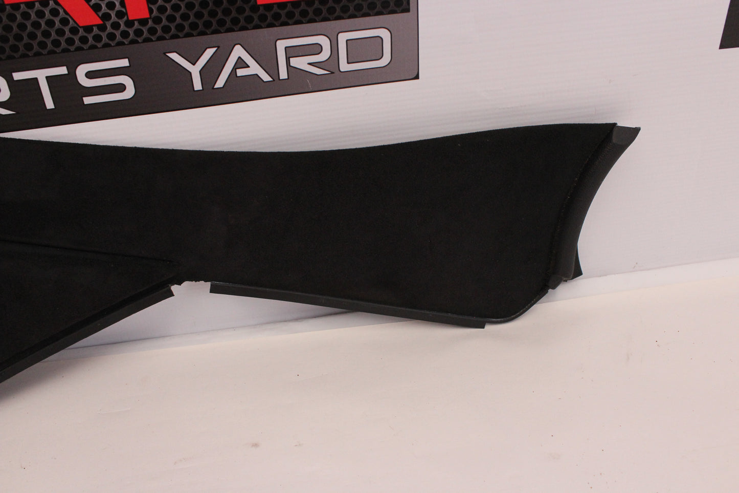 2005 Pontiac GTO LH Driver Suede Console Trim 92156764 OEM - Day's Parts Yard