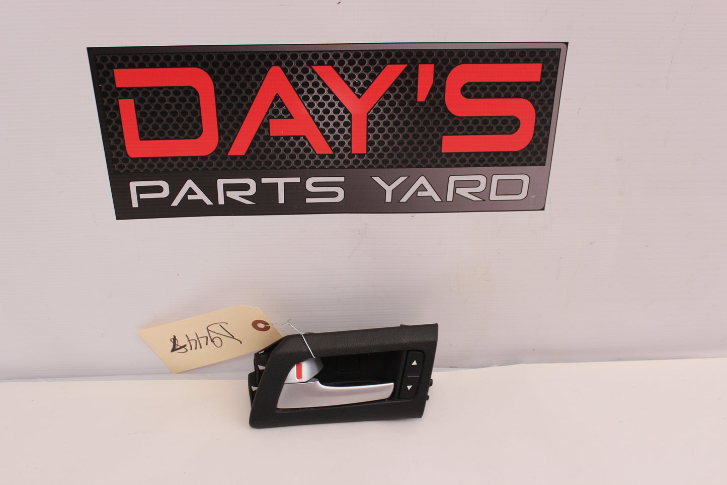2009 Pontiac G8 GT Rear LH Passenger Interior Door Handle OEM - Day's Parts Yard