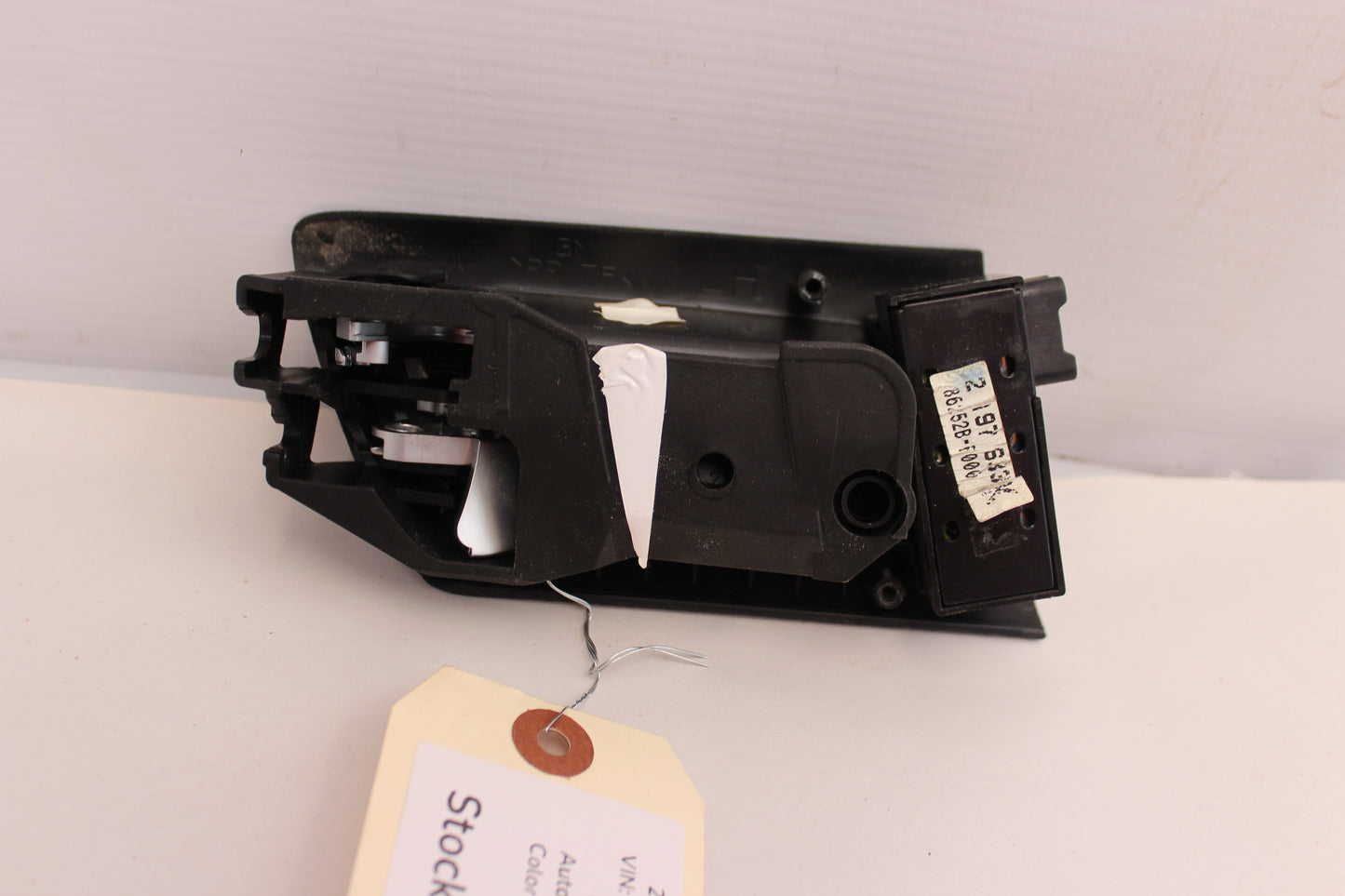 2009 Pontiac G8 GT Rear LH Passenger Interior Door Handle OEM - Day's Parts Yard