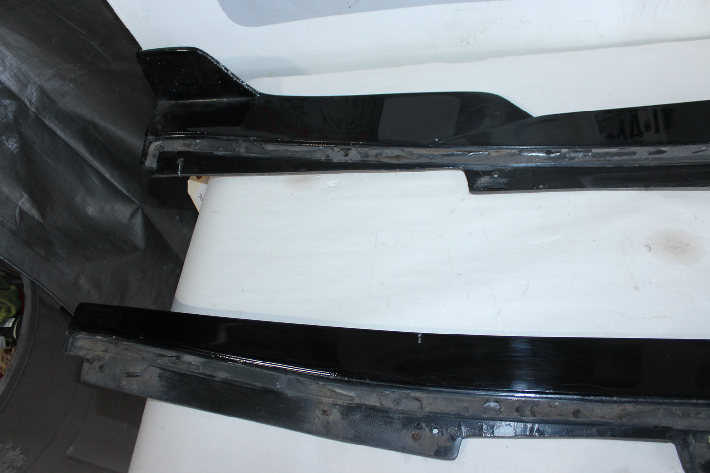 2016 Chevrolet Camaro SS RH & LH Trim Aftermarket Side Skirts - Day's Parts Yard