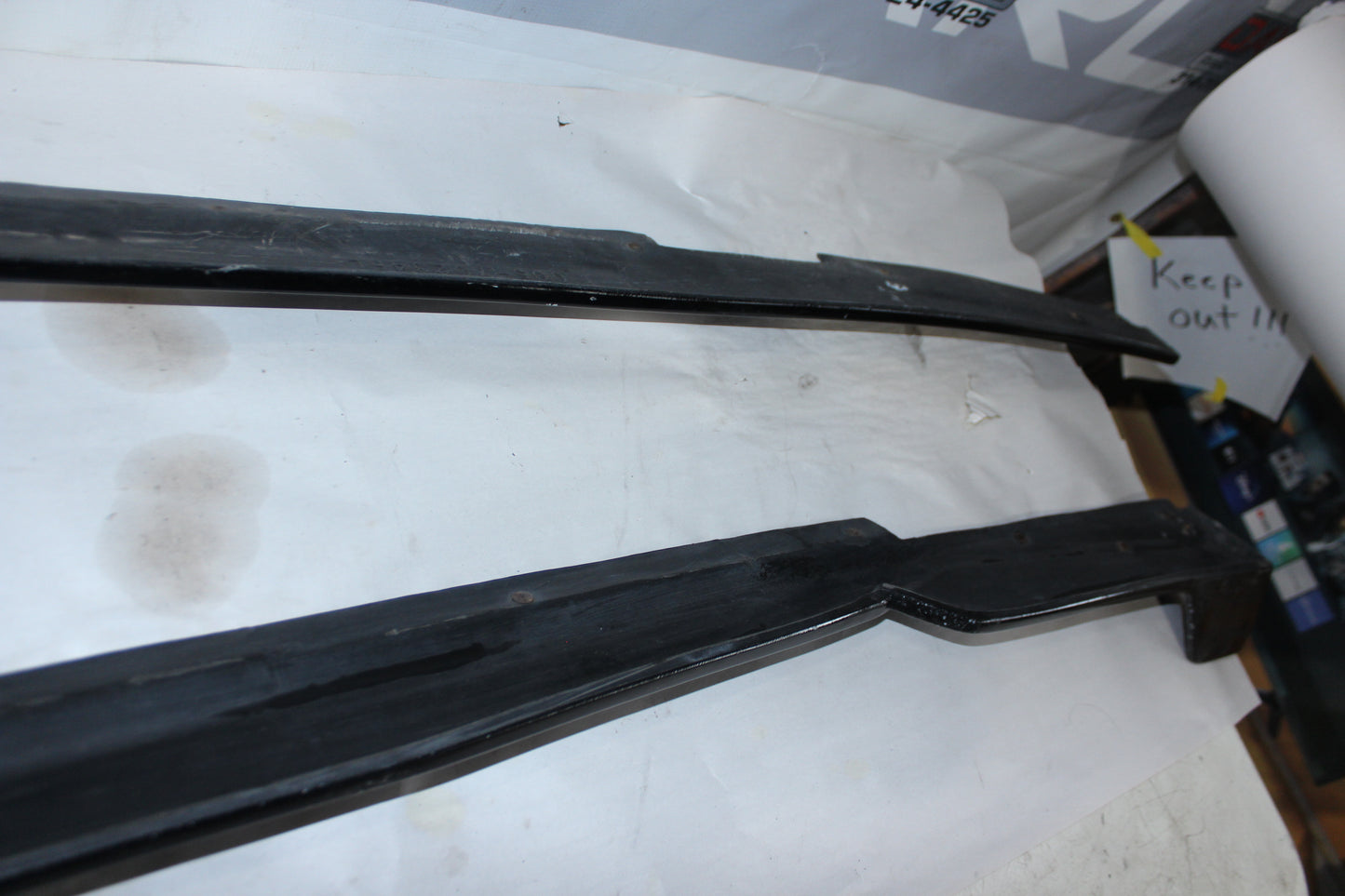 2016 Chevrolet Camaro SS RH & LH Trim Aftermarket Side Skirts - Day's Parts Yard