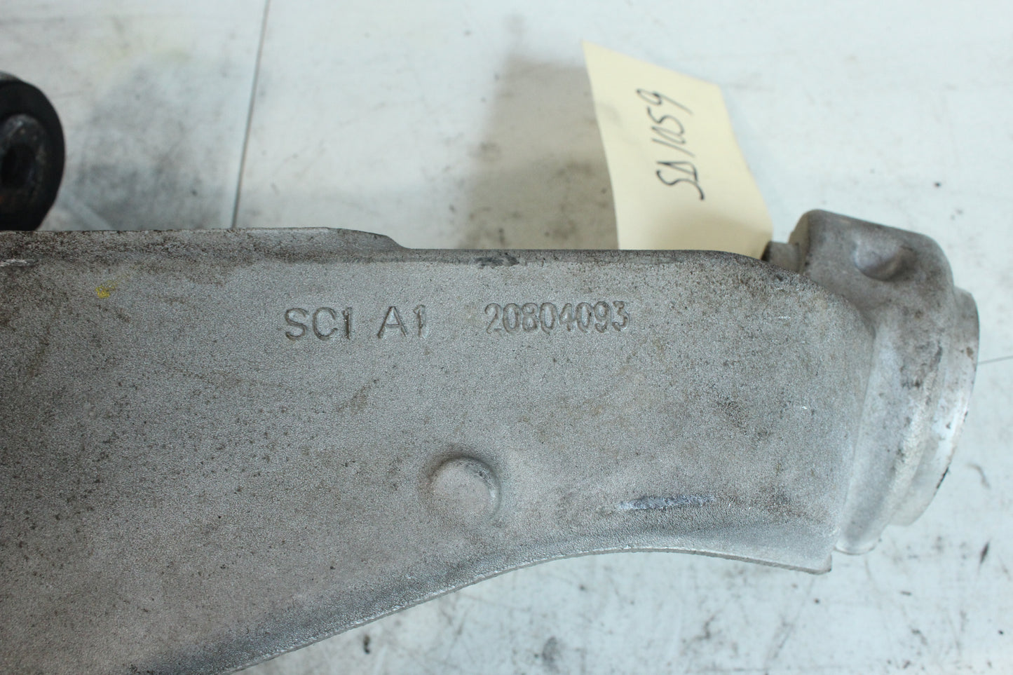 2010 Cadillac CTS-V Sedan Lower Control Arm Ball Joint Assembly 20804093 OEM - Day's Parts Yard