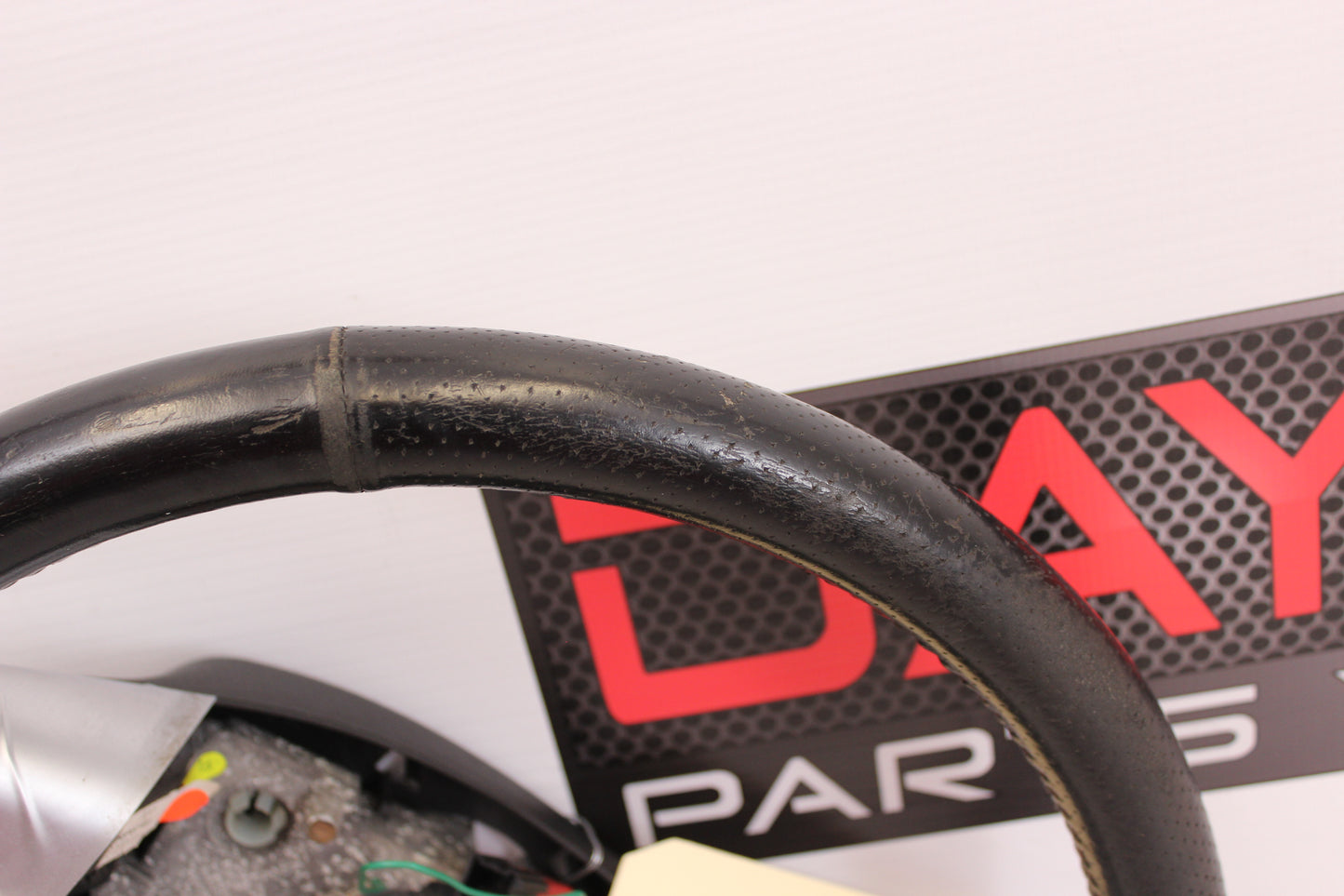 2006 Pontiac GTO Steering Wheel 92181066 OEM - Day's Parts Yard