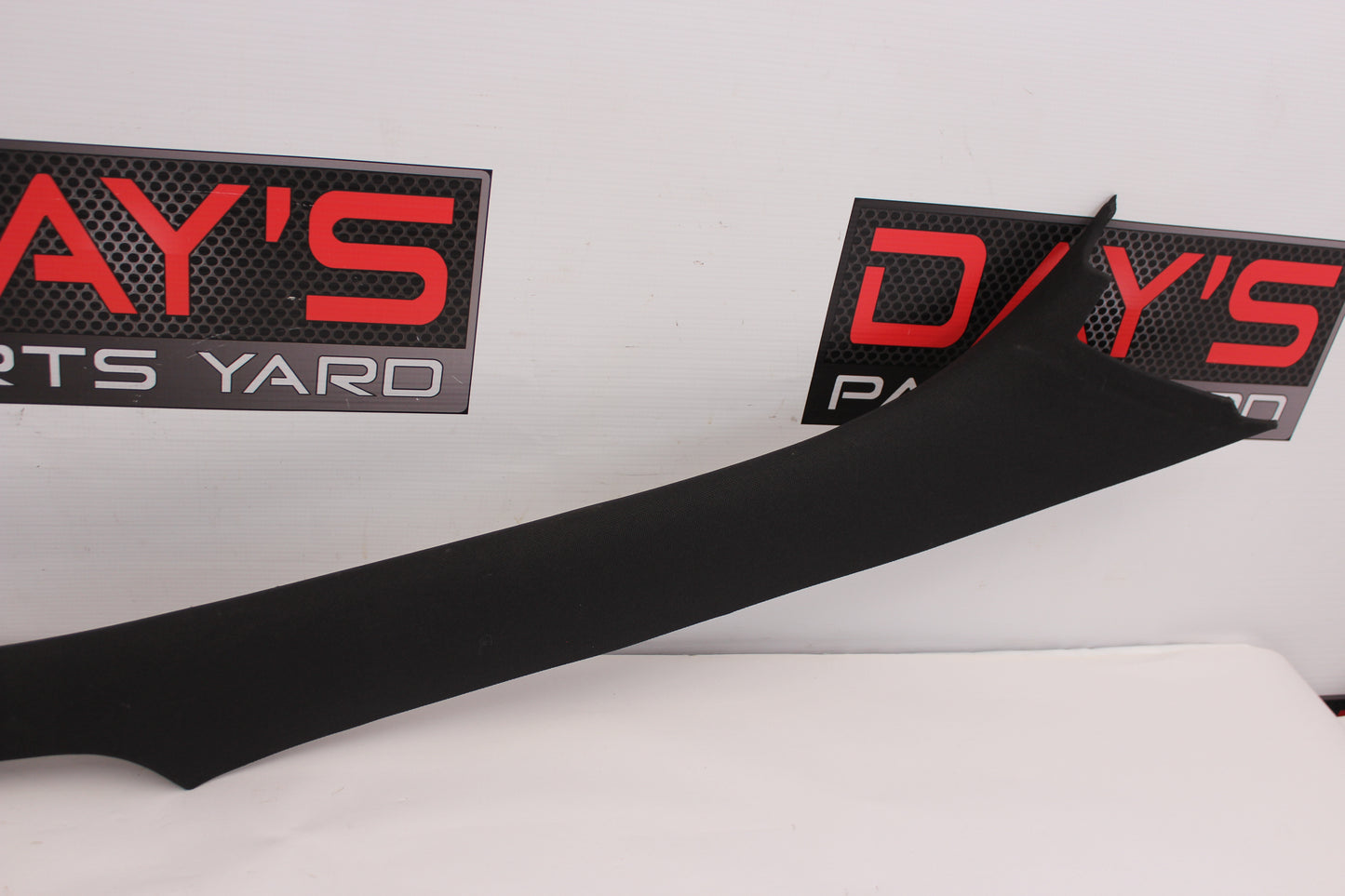 2006 Pontiac GTO RH Passenger A Pillar Trim Top Roof Cover Panel 921232165 OEM - Day's Parts Yard