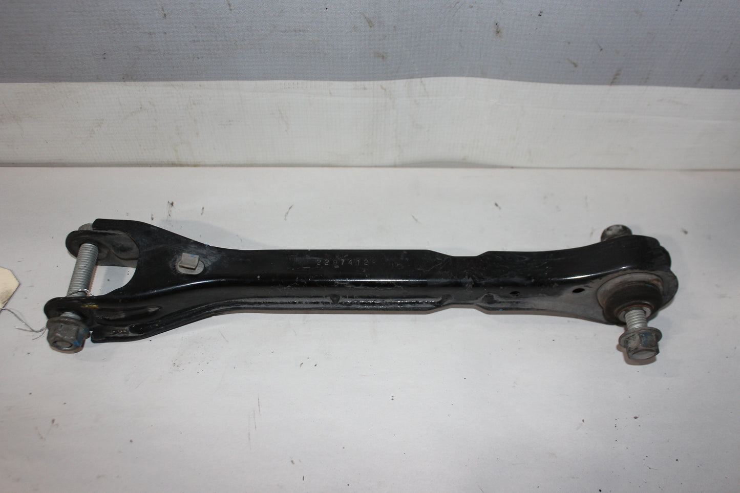 2017 Chevrolet Camaro ZL1 Rear LH Driver Upper Control Arm 22974128 OEM - Day's Parts Yard