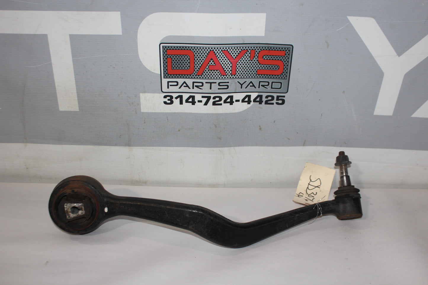 2009 Pontiac G8 Front LH Lower Driver Control Arm 92182861 OEM - Day's Parts Yard