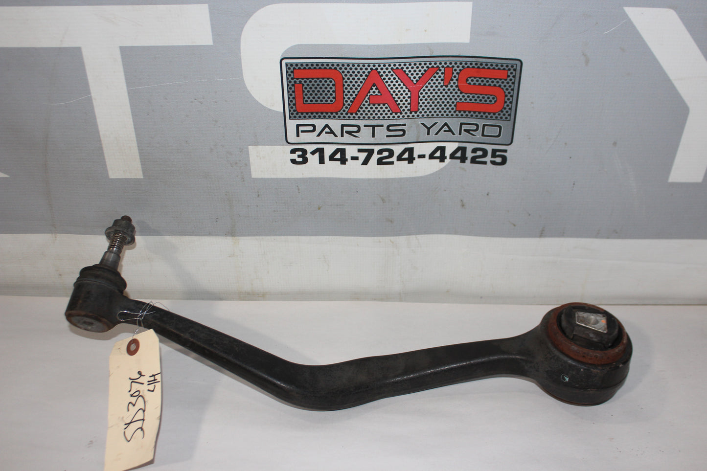 2009 Pontiac G8 Front LH Lower Driver Control Arm 92182861 OEM - Day's Parts Yard