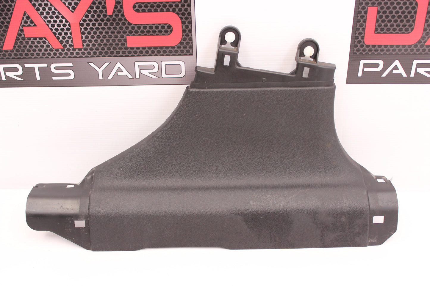 2014 Chevy SS Sedan RH Passenger Carpet Retainer 92264426 92259553 OEM - Day's Parts Yard