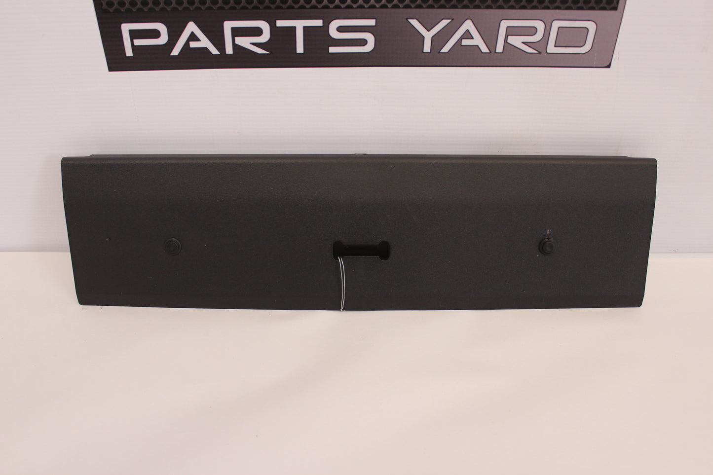 2017 Chevy SS Sedan Center Seat Cover Trim 92161181 OEM - Day's Parts Yard
