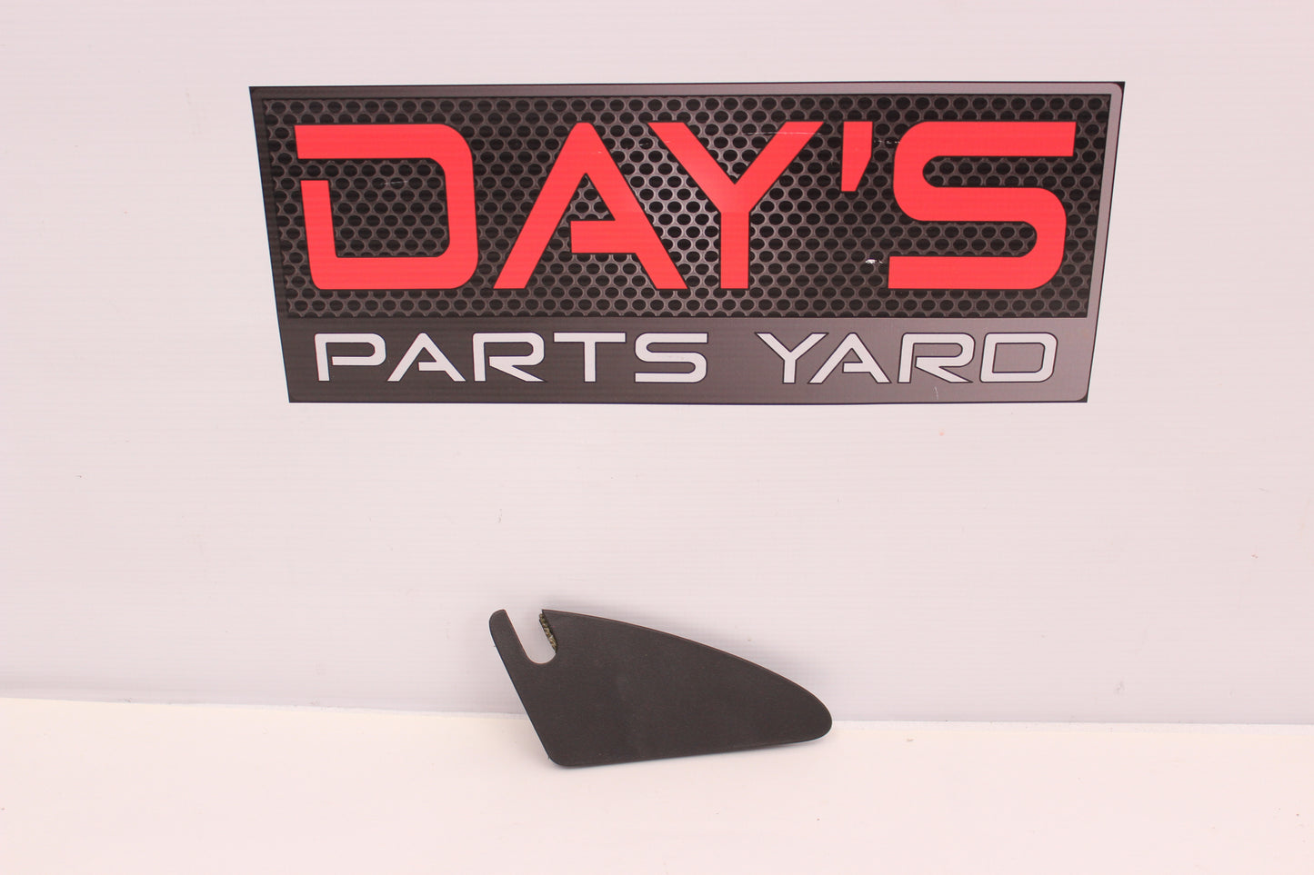2014 Chevy SS Sedan RH Passenger Interior Mirror Cover Trim OEM - Day's Parts Yard