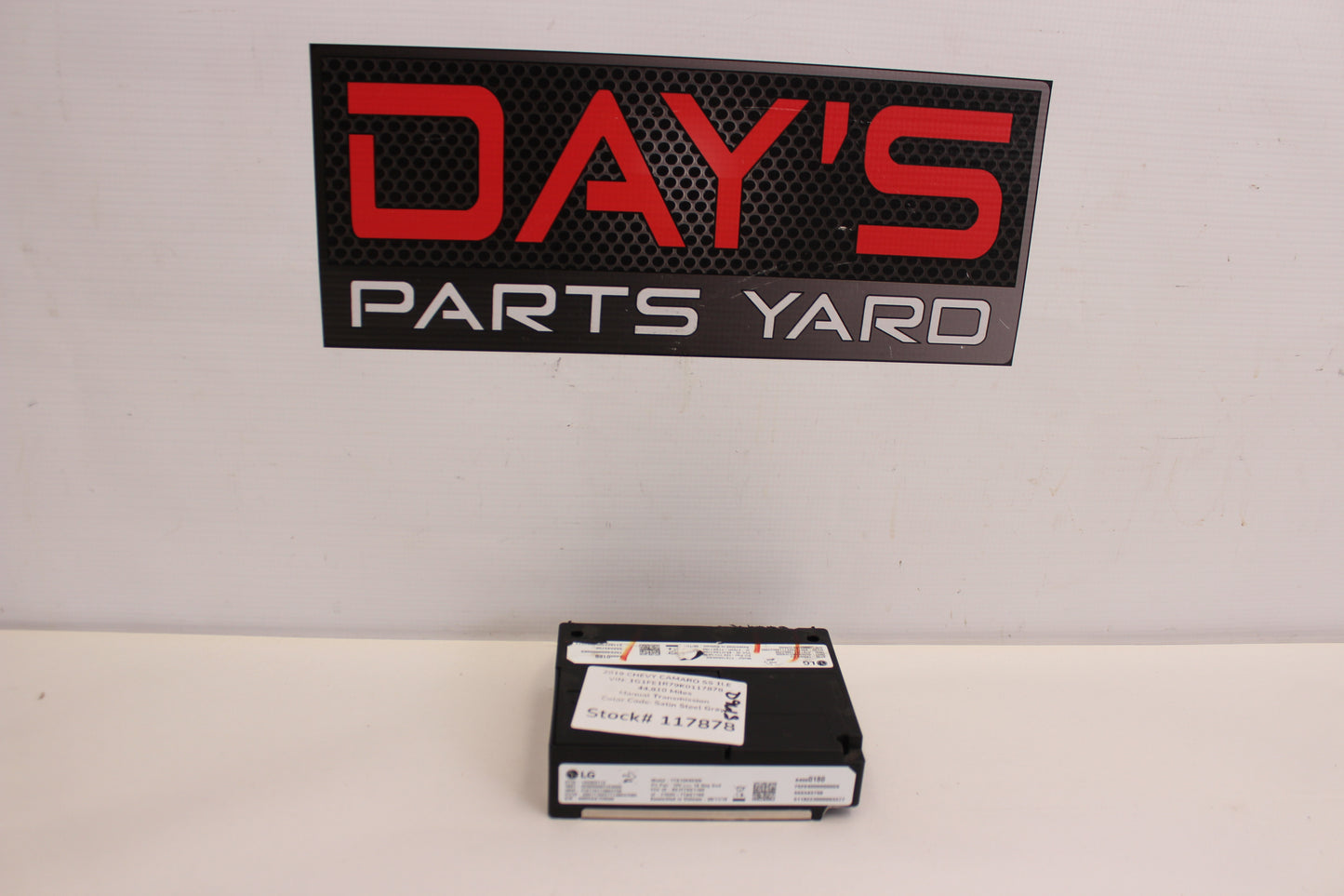 2019 Chevy Camaro SS 1LE OnStar Communication Control 84600180 OEM - Day's Parts Yard
