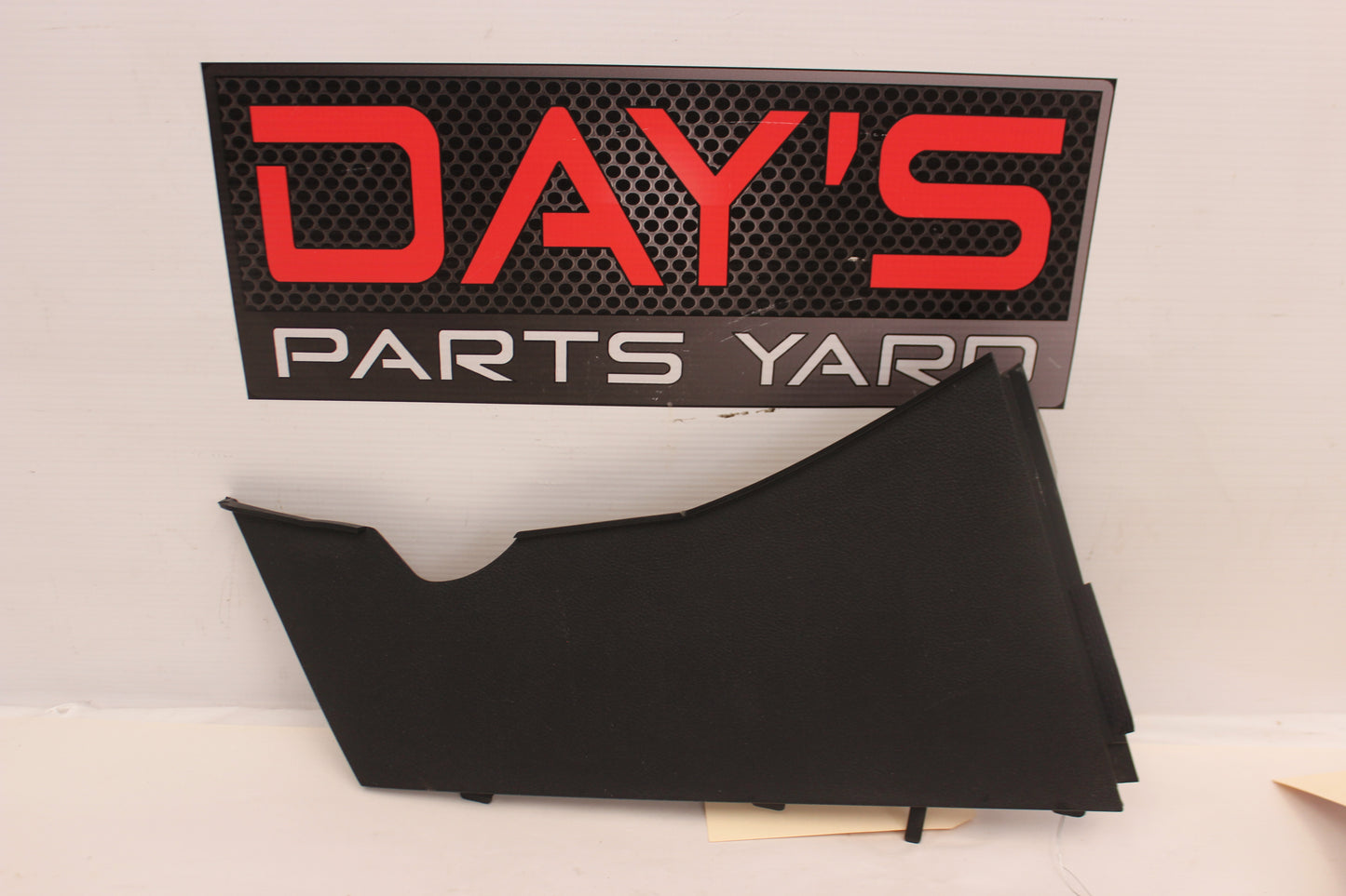 2009 Pontiac G8 GT LH Driver Dash Console Trim 92211828 OEM - Day's Parts Yard