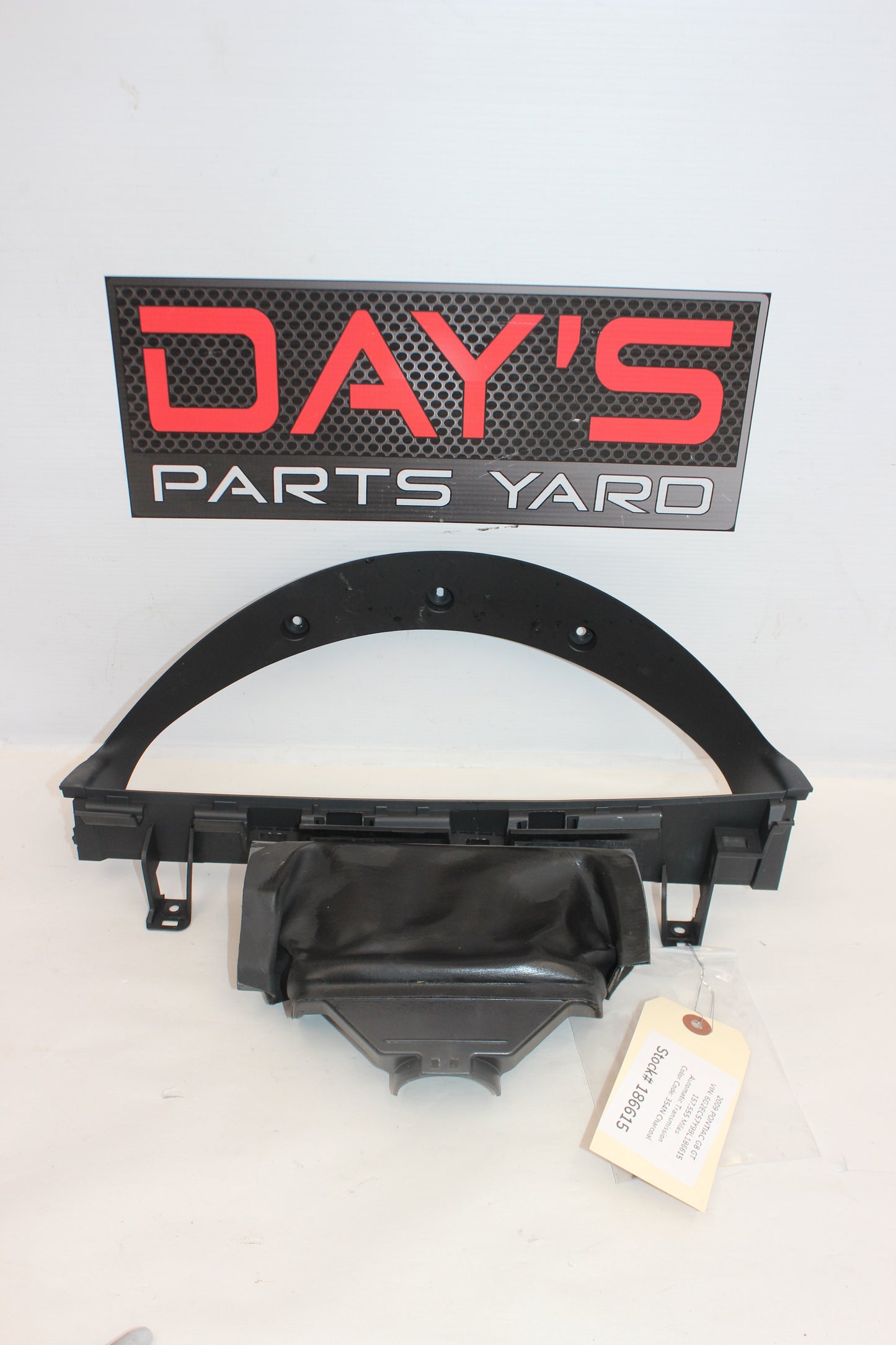 2009 Pontiac G8 GT Gauge Cluster Bezel 92161833 OEM - Day's Parts Yard