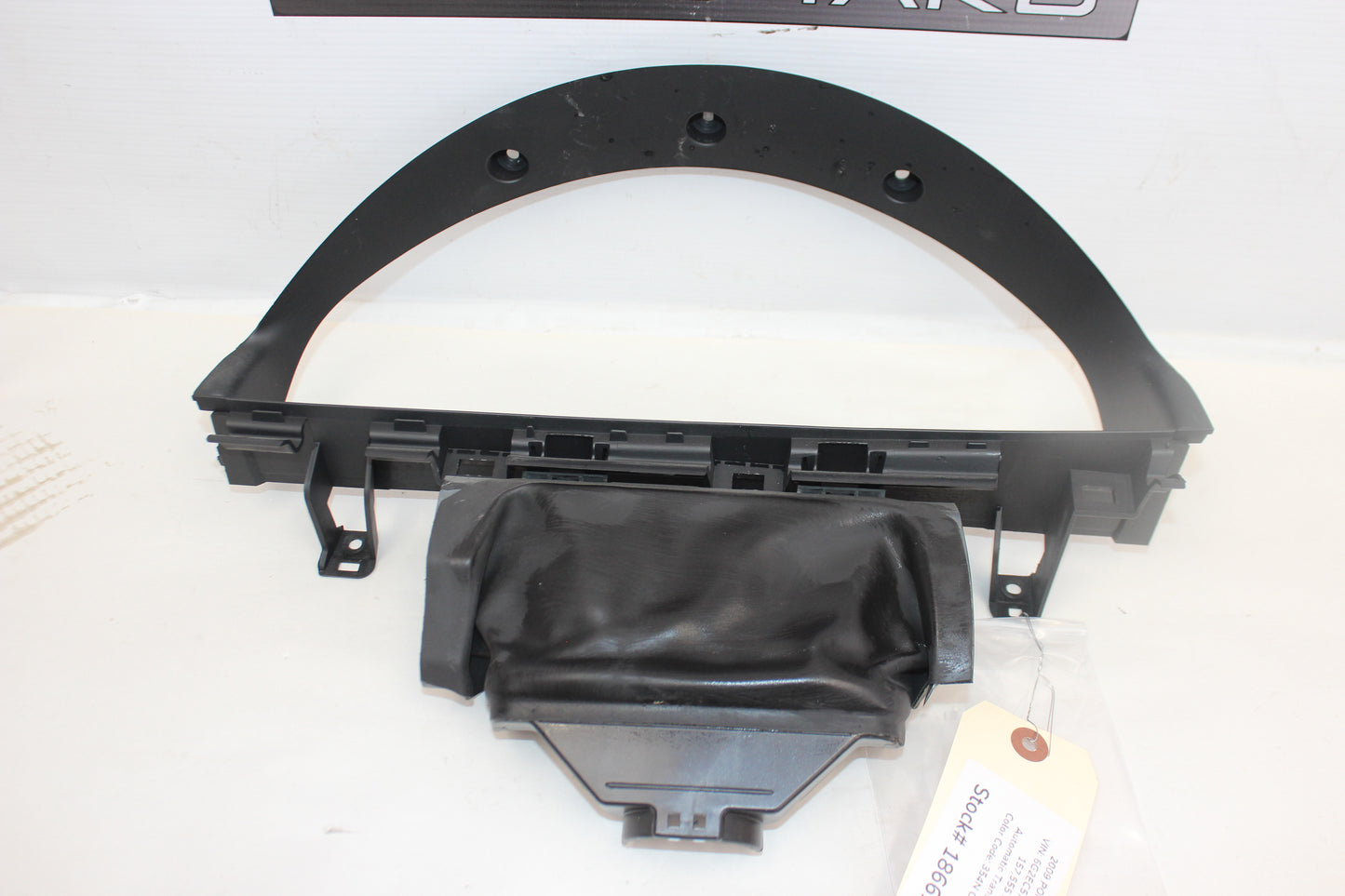 2009 Pontiac G8 GT Gauge Cluster Bezel 92161833 OEM - Day's Parts Yard