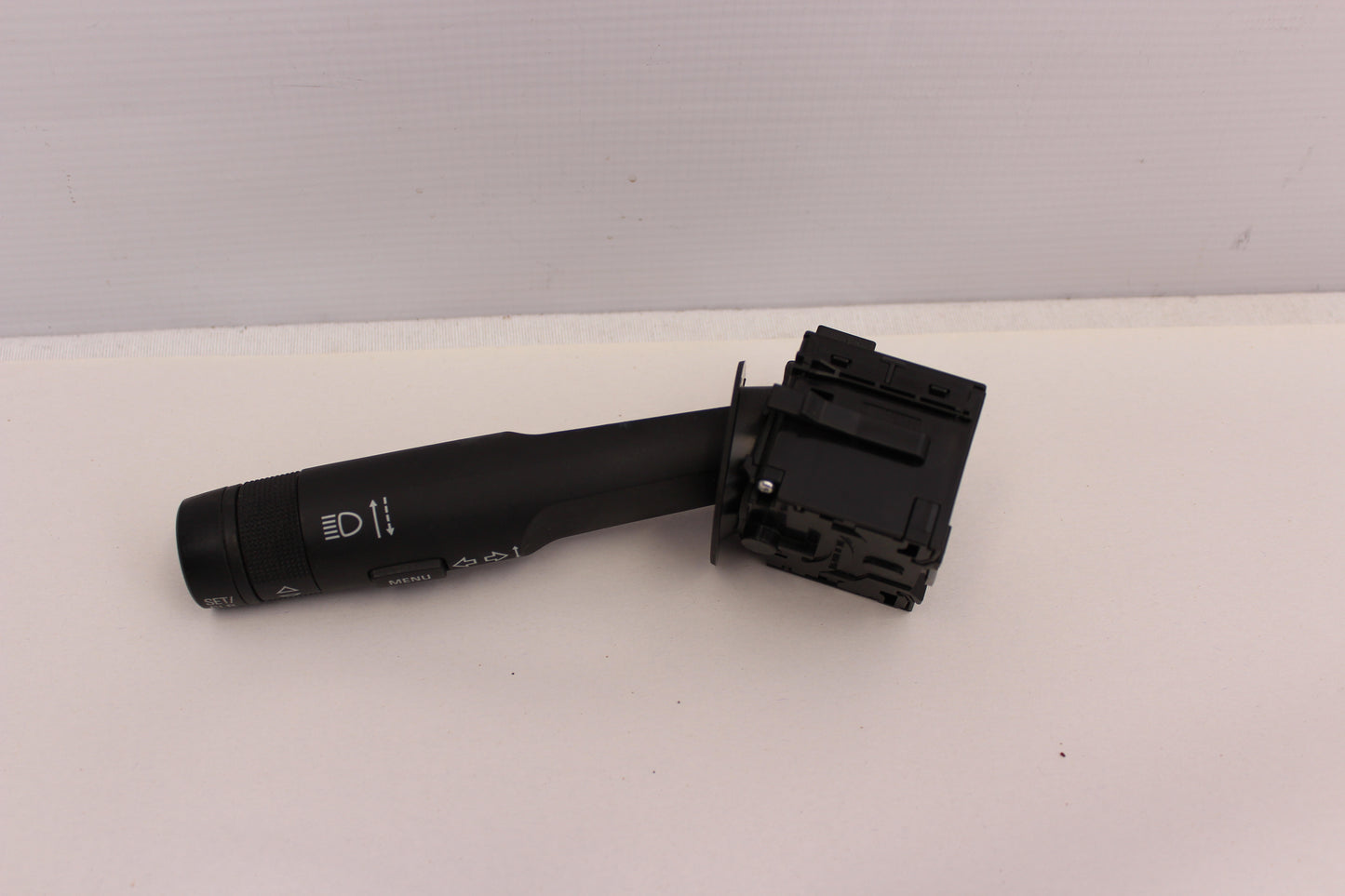 2014 Chevy SS Sedan Turn Signal Control Switch 94745683 OEM - Day's Parts Yard