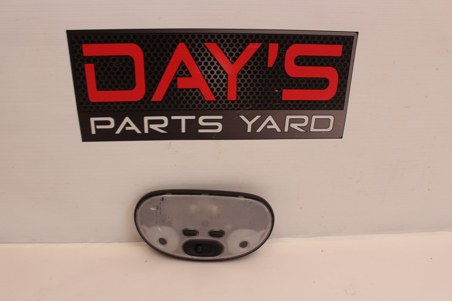 2006 Pontiac GTO Holden Over Head Dome Reading Light OEM - Day's Parts Yard